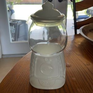 Glass gumball machine